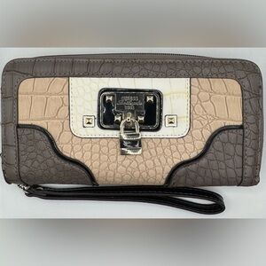 Guess Leather Snakeskin Croc Full Zip Locket Wristlet Wallet